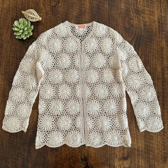 Friendly | Vintage Hand Crocheted Beige Mohair Wool Cardigan Sweater - Picture 1 of 7
